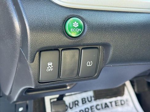 Used 2016 Honda CR-V LX image 16