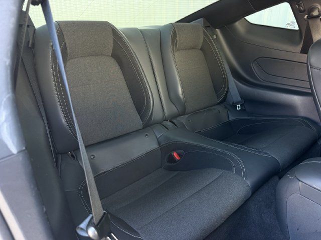 Used 2025 Ford Mustang Coupe RWD image 28