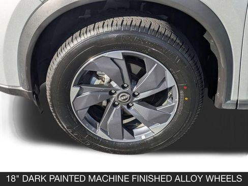 Used 2025 Nissan Rogue SV FWD image 11
