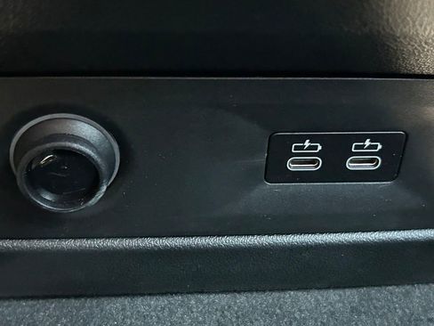 Used 2024 BMW X5 xDrive50e w/ Premium Package image 18