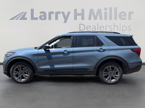 New 2026 Ford Explorer Active w/ Active Comfort Package AWD/4WD image 2