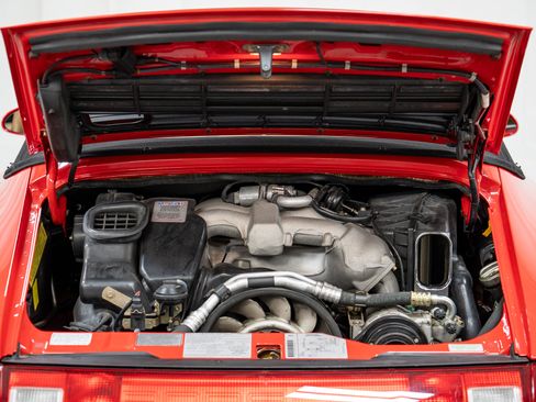 Used 1997 Porsche 911 Carrera RWD image 15
