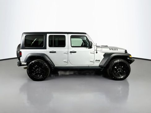 Used 2022 Jeep Wrangler Unlimited Sport AWD/4WD image 7