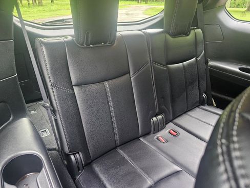 Used 2020 Nissan Pathfinder SL AWD/4WD image 21