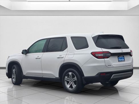 Certified 2023 Honda Pilot EX-L image 7