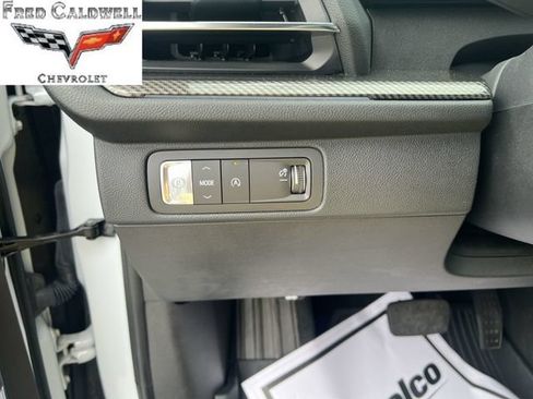 Used 2026 Chevrolet Traverse High Country w/ LPO, Floor Liner Package FWD image 23
