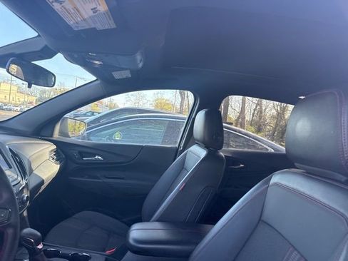 Used 2023 Chevrolet Equinox RS AWD/4WD image 11