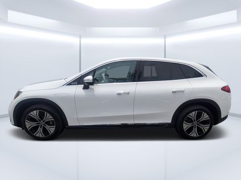 Certified 2023 Mercedes-Benz EQE 350+ SUV image 6