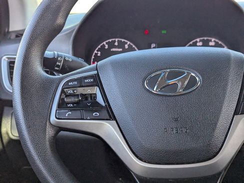 Used 2018 Hyundai Accent SE image 26