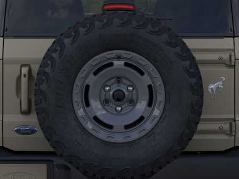 New 2025 Ford Bronco Outer Banks w/ Sasquatch Package image 24