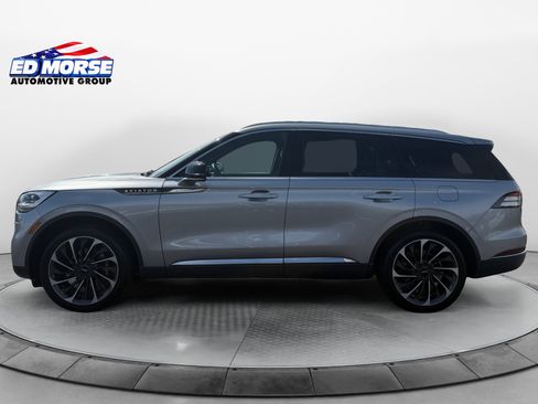 Used 2020 Lincoln Aviator Reserve w/ Equipment Group 202A AWD/4WD image 2