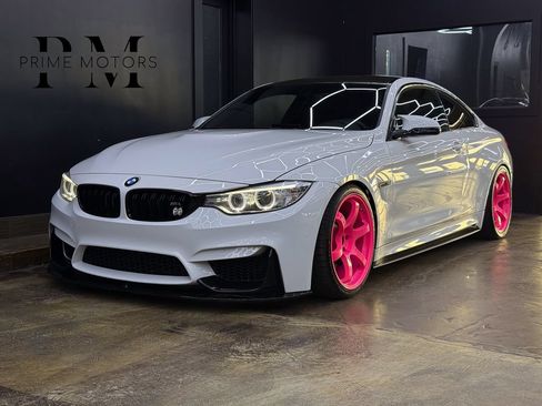 Used 2017 BMW M4 Coupe RWD image 1