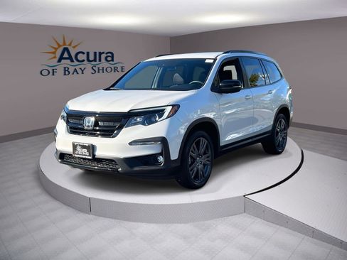 Used 2022 Honda Pilot Sport image 1