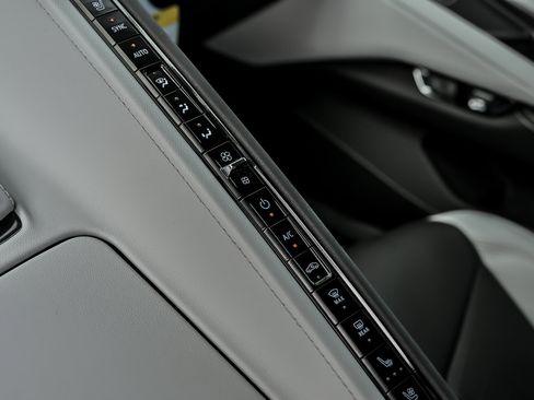 Used 2025 Chevrolet Corvette Stingray Preferred Cpe w/ Stealth Interior Trim Package RWD image 44