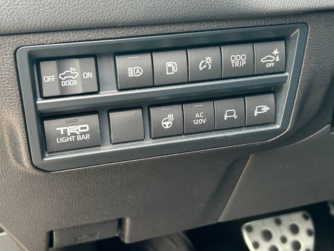 Used 2025 Toyota Tundra TRD Pro w/ Tow Tech Package AWD/4WD image 28
