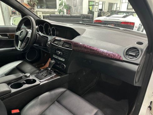 Used 2014 Mercedes-Benz C 250 Sedan image 50