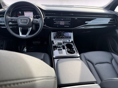 Used 2025 Audi Q7 3.0T Premium Plus AWD/4WD image 10