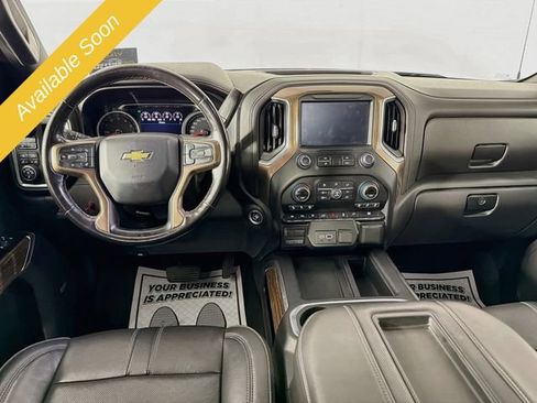 Used 2019 Chevrolet Silverado 1500 High Country w/ Technology Package AWD/4WD image 23