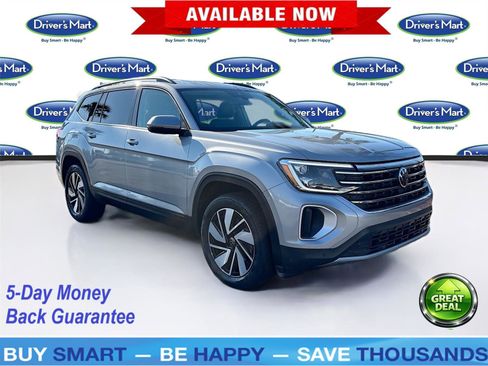 Used 2025 Volkswagen Atlas SE FWD image 1