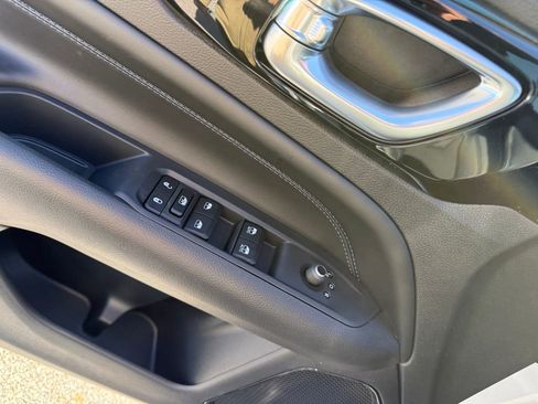 New 2026 Jeep Compass Latitude image 11