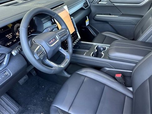 New 2026 GMC Acadia Elevation image 10