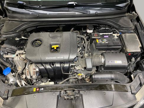 Used 2018 Hyundai Elantra Value Edition FWD image 24