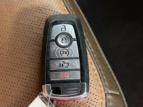 Used 2024 Ford F350 King Ranch w/ Chrome Package image 36