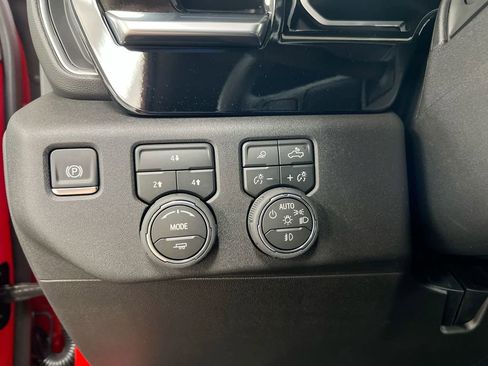 New 2026 Chevrolet Silverado 2500 LT w/ All Star Edition AWD/4WD image 19