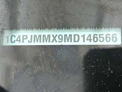 Certified 2021 Jeep Cherokee Latitude Lux AWD/4WD image 25