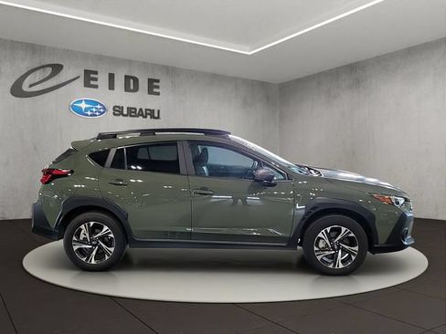 Used 2026 Subaru Crosstrek 2.0i Premium AWD/4WD image 12