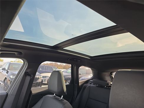 Certified 2025 BMW X1 xDrive28i w/ Convenience Package image 25