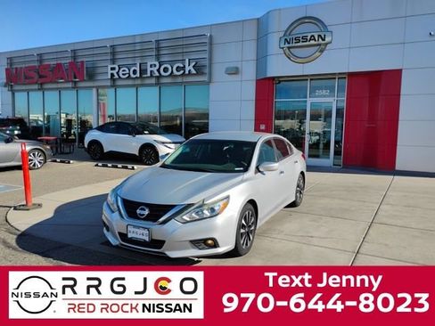 Used 2018 Nissan Altima 2.5 SV image 1