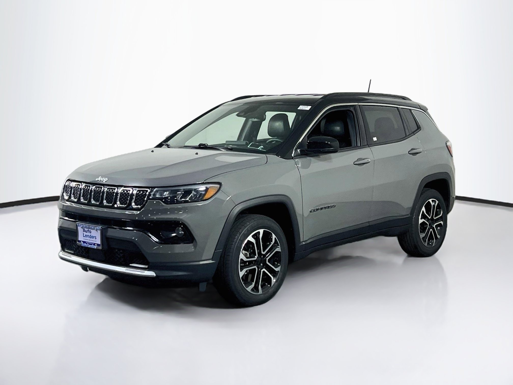 Used 2023 Jeep Compass Limited AWD/4WD image 1