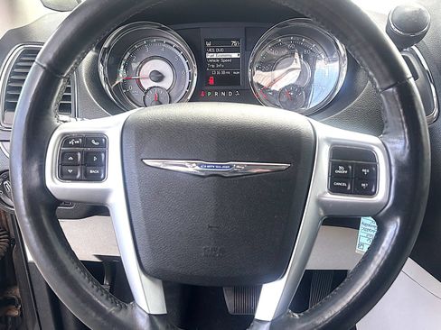 Used 2012 Chrysler Town & Country Touring-L w/ Entertainment Group #2 FWD image 14