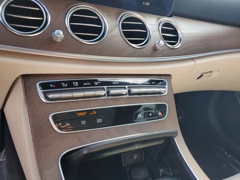 Certified 2023 Mercedes-Benz E 350 4MATIC Sedan image 31