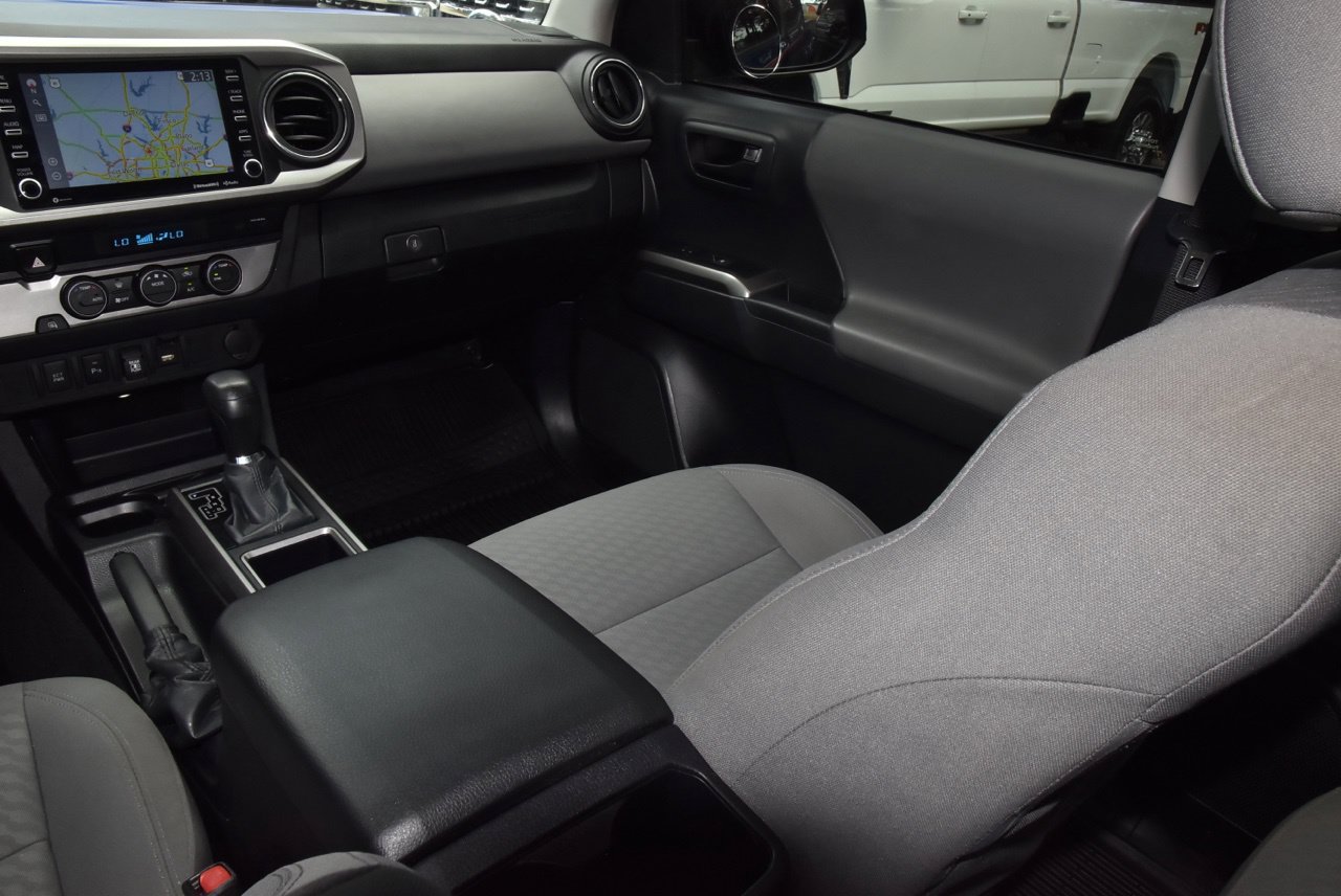 Used 2023 Toyota Tacoma SR5 RWD image 17