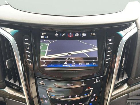 Used 2017 Cadillac Escalade Platinum AWD/4WD image 37