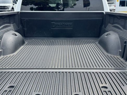 Used 2024 RAM 1500 Laramie AWD/4WD image 13