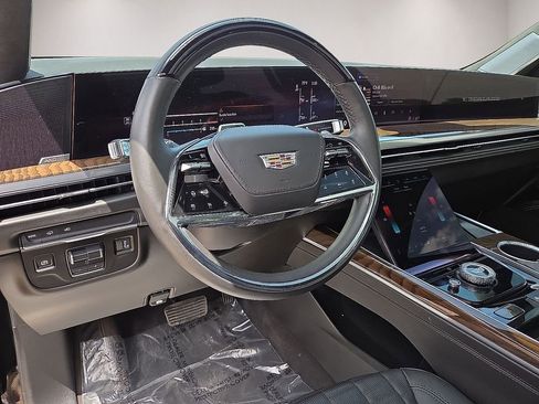 Used 2025 Cadillac Escalade Sport Platinum RWD image 25