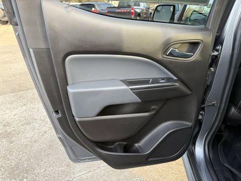 Used 2018 Chevrolet Colorado Z71 image 16