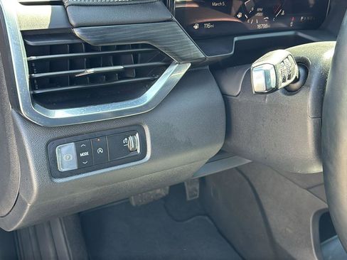 Certified 2025 GMC Acadia Elevation image 26