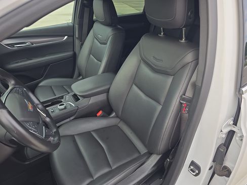 Used 2023 Cadillac XT5 Luxury AWD/4WD image 14