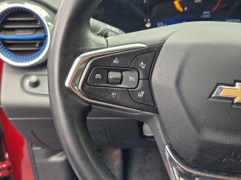 Certified 2025 Chevrolet Trax LT w/ Driver Confidence Package FWD image 29