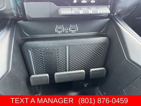 Used 2025 RAM 1500 Big Horn AWD/4WD image 24