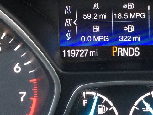 Used 2018 Ford Escape Titanium w/ Ford Safe & Smart Package AWD/4WD image 28