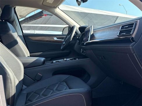 New 2026 Volkswagen Atlas SE FWD image 14
