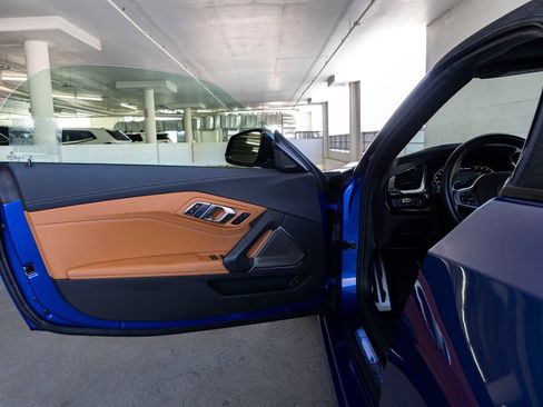 Used 2023 BMW Z4 M40i w/ Premium Package RWD image 13