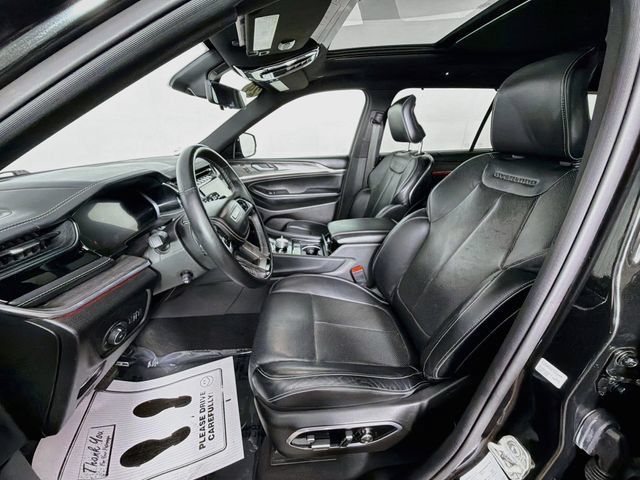 Used 2024 Jeep Grand Cherokee L Overland w/ Advanced Protech Group III AWD/4WD image 22
