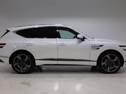Used 2025 Genesis GV80 3.5T Prestige AWD/4WD image 9