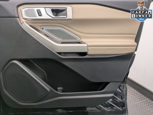 Used 2022 Ford Explorer Limited w/ Limited Technology Package AWD/4WD image 29